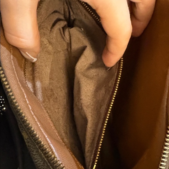 Louis Vuitton Monogram Canvas Pochette Marly Bandoulière / Marly Clutch Wristlet - Picture 11 of 12